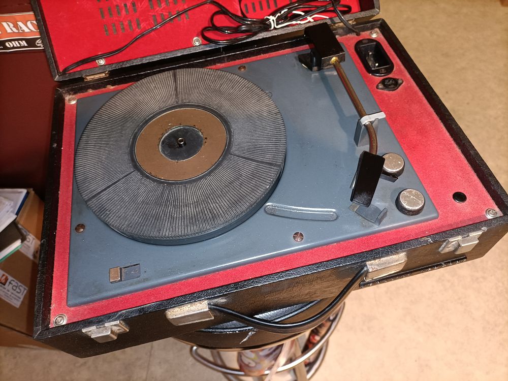 tourne-disques vinyls ann&eacute;es 70 Audio et hifi