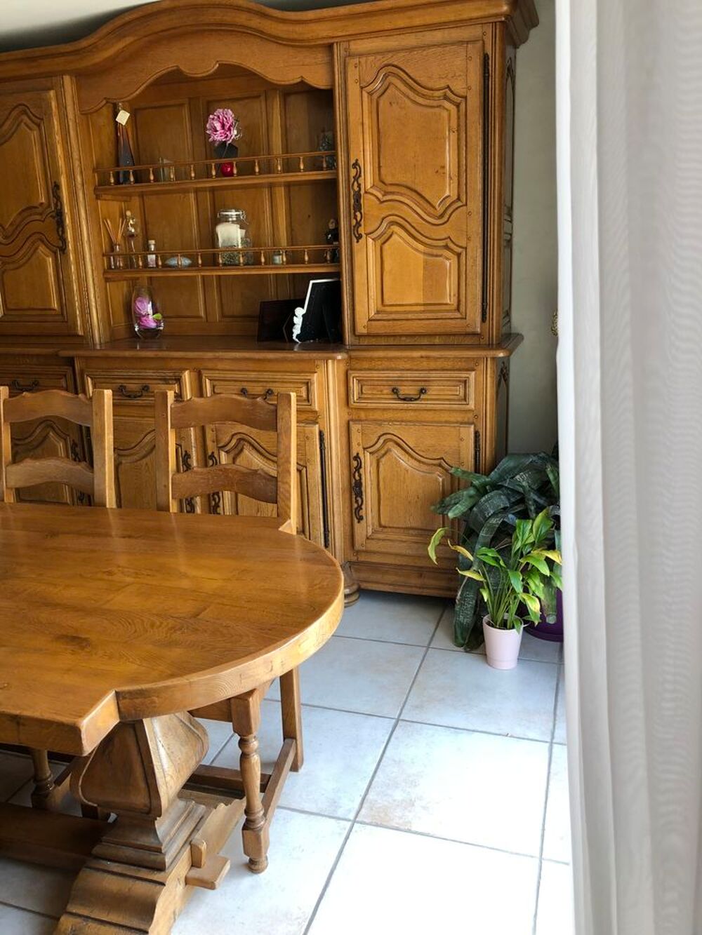 salle &agrave; manger Meubles