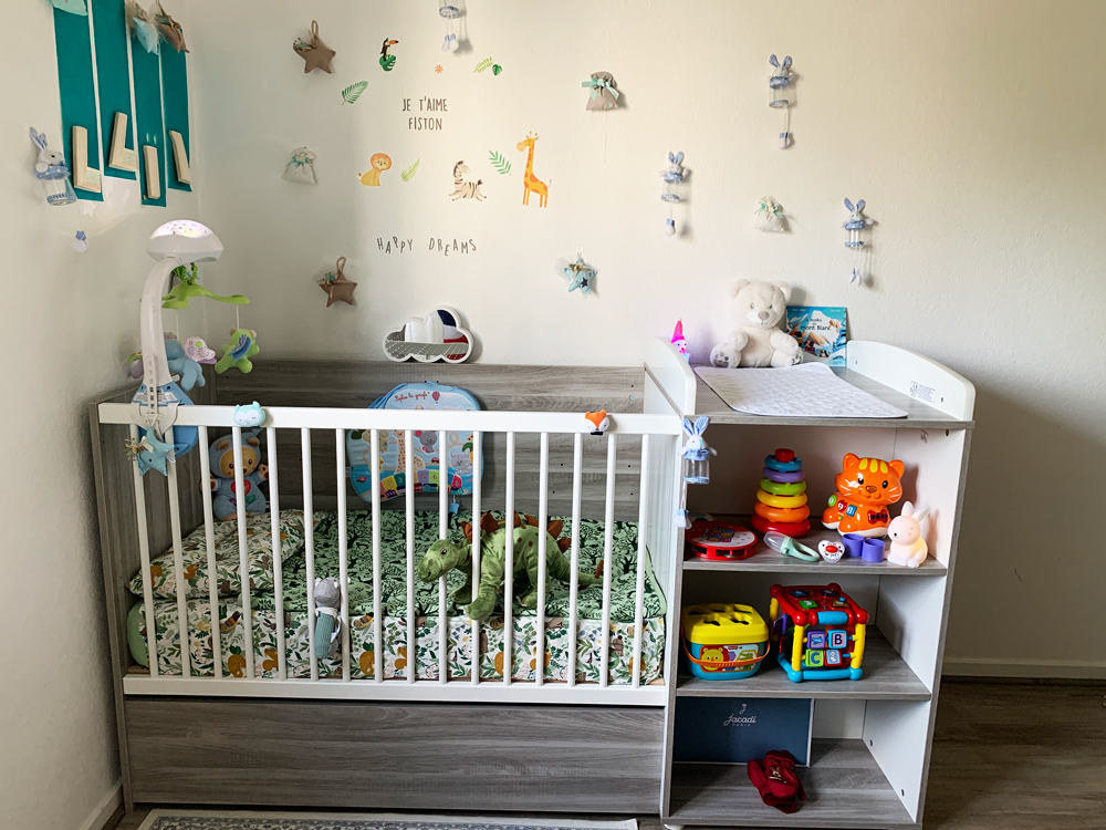 "Lit b&eacute;b&eacute; combin&eacute; 120x60 &eacute;volutif en lit junior de 90x190 cm Mobilier enfants