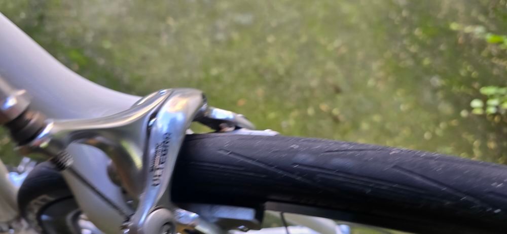 MAGNIFIQUE VELO DE COURSE HAUT DE GAMME Vélos
