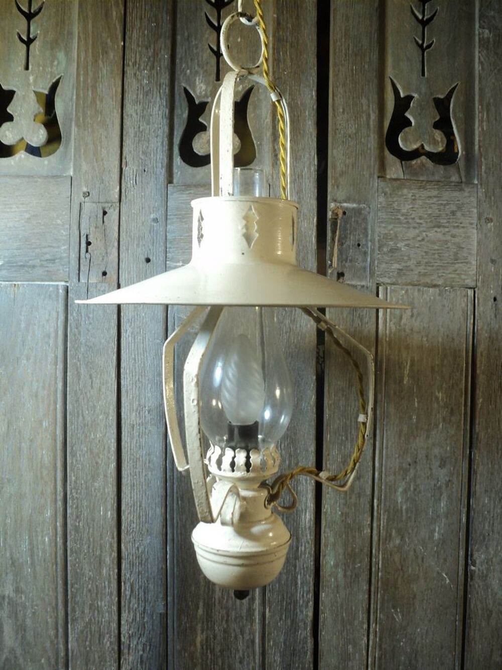 Ancienne Suspension Lanterne Style Campagne Far West. Décoration
