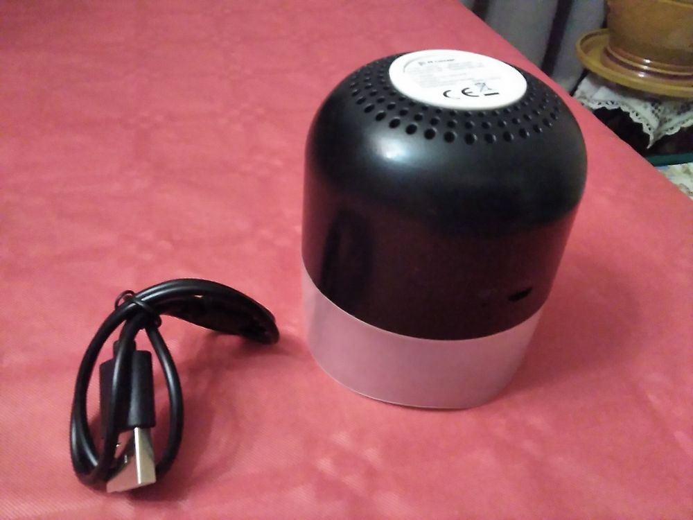 enceinte bluetooth et bougie Téléphones et tablettes