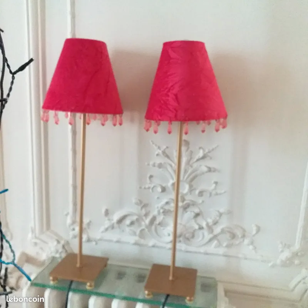 LAMPES VELOURS PAMPILLES Décoration