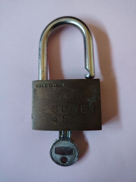 Cadenas SUREX 45
Salon-de-Provence (13)