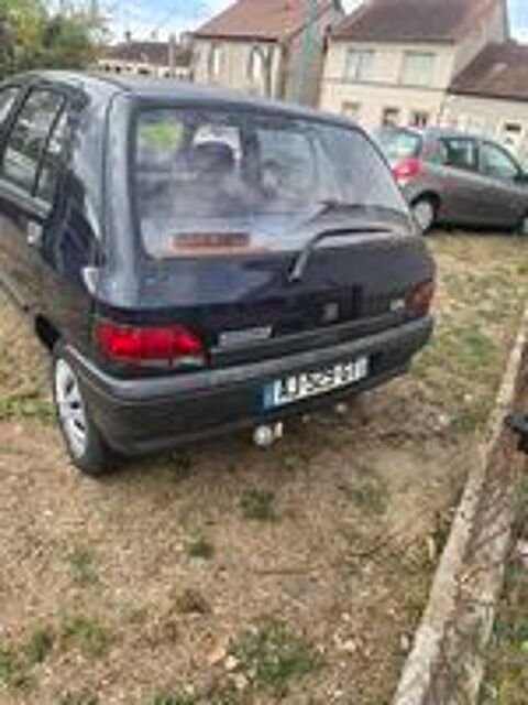 Clio 1.2 RL occasion 03100 Montlu&ccedil;on
