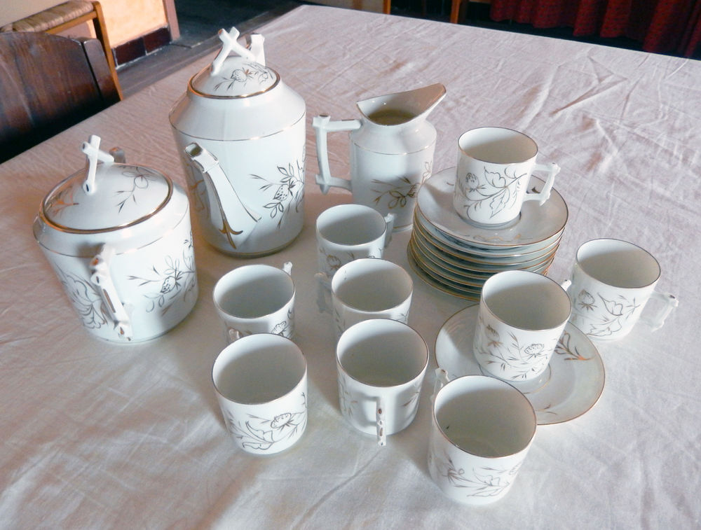 Service &agrave; caf&eacute; porcelaine ancien Cuisine