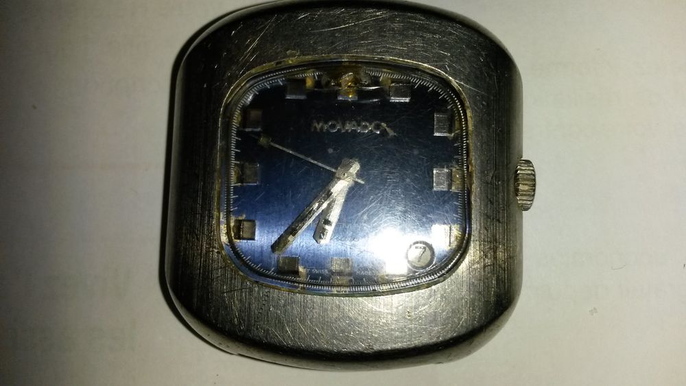 montre movado annees 60 Bijoux et montres