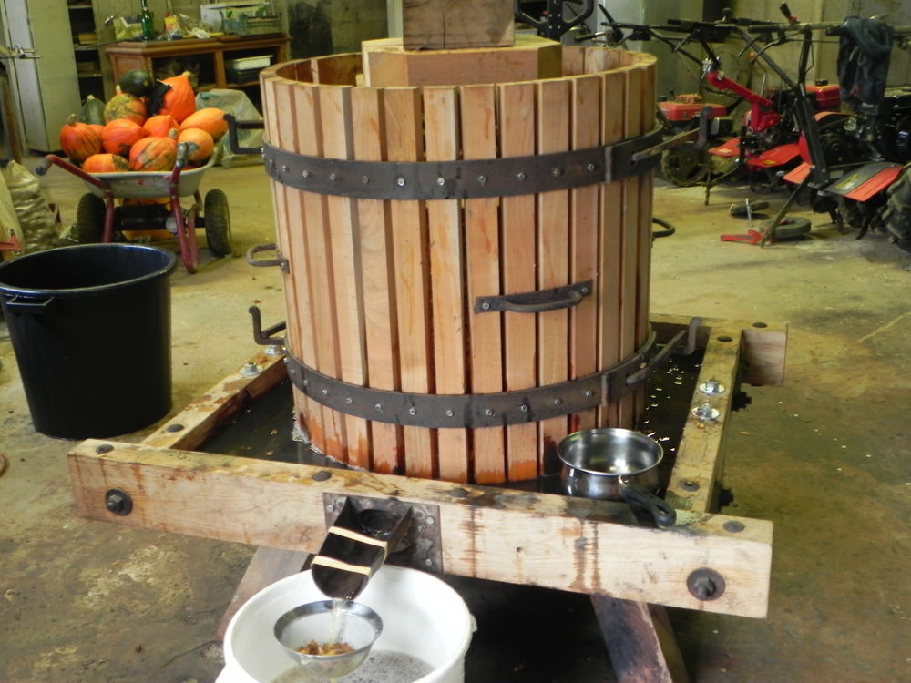 pressoir et moulin a pomme Jardin