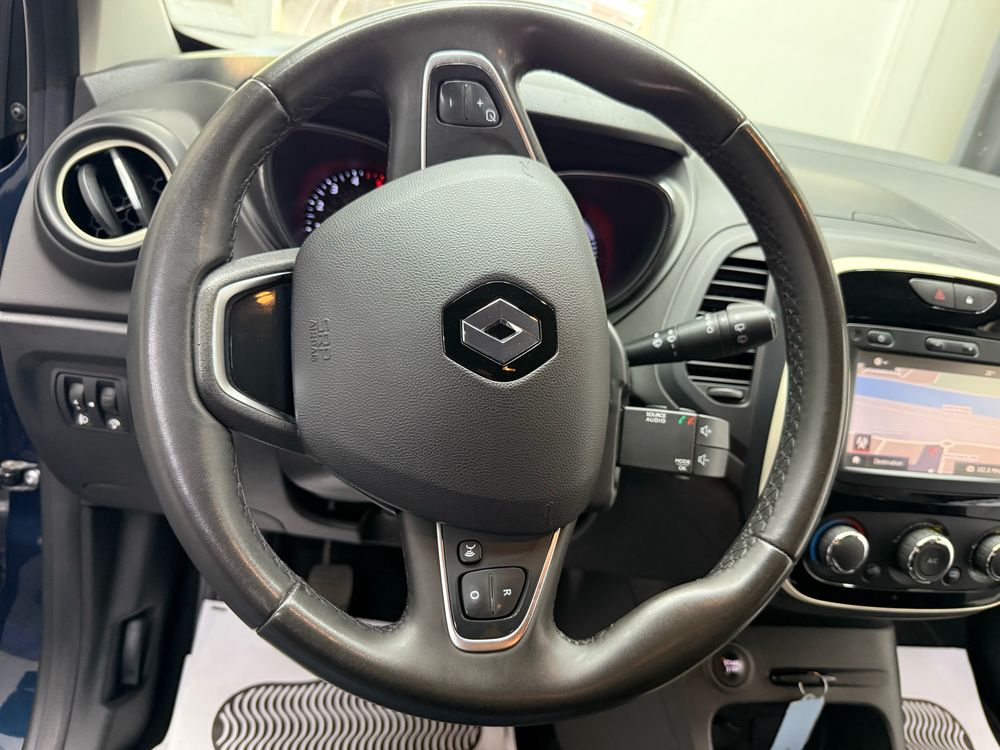 Captur dCi 90 E6C Life 2018 occasion 69120 Vaulx-en-Velin