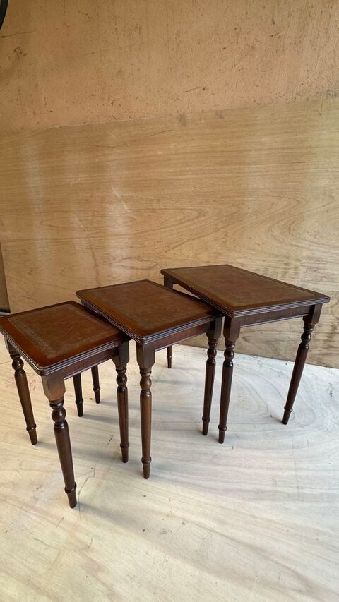 tables Gigognes Paris 10 (75)