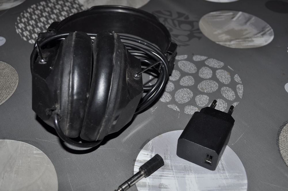 Casque pour cha&icirc;ne hi-fi et prises p&eacute;ritel Audio et hifi