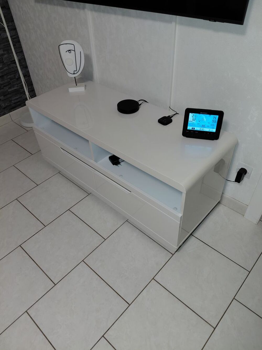 Meuble de t&eacute;l&eacute;vision Meubles