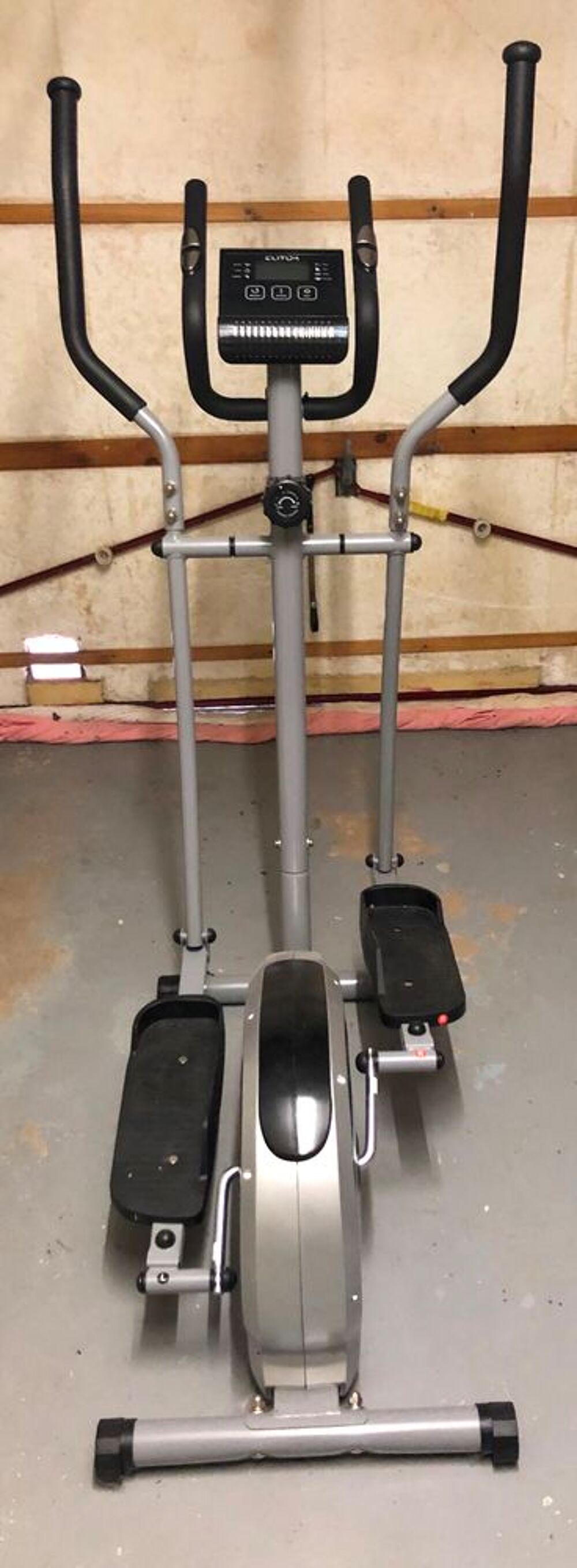 Velo elliptique elitum 2025