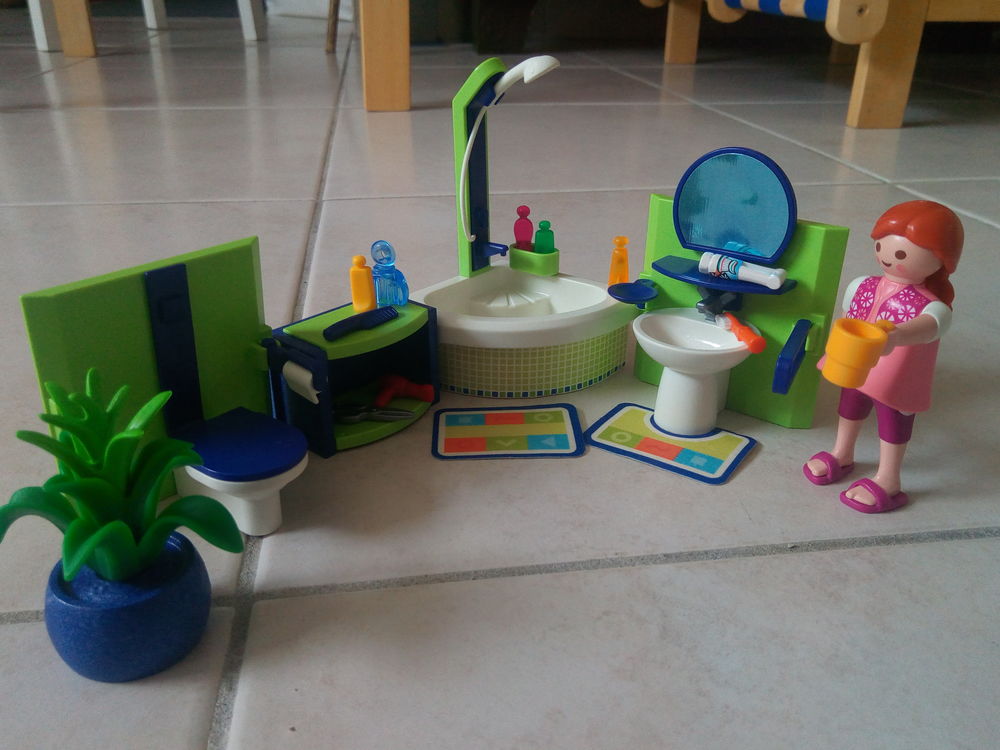 Lot 3 Playmobil: Princesse des mers/Vacanci&egrave;re/Salle de bain Jeux / jouets