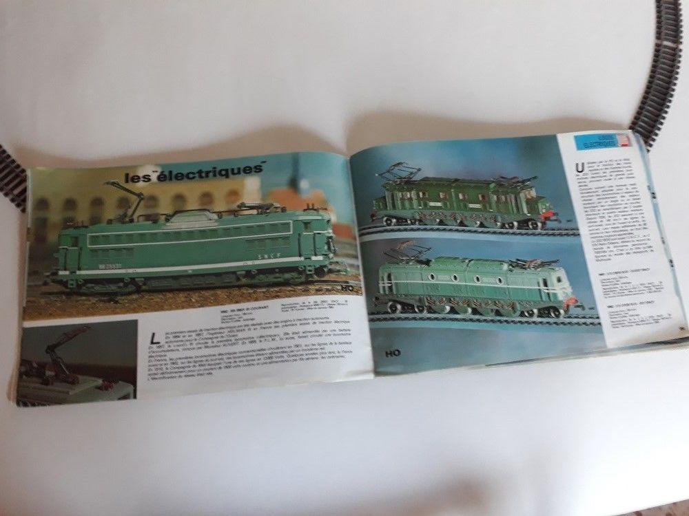 Catalogue JOUEF " Collection trains 1978 ? 1979 " Jeux / jouets
