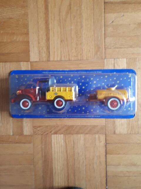 Camion Pinder Dodge WC 52 remorque Service des eaux 20 Villemomble (93)