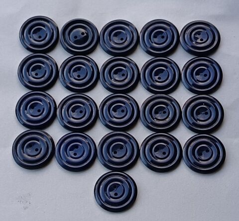 S�rie de 21 Boutons Vintage Bleu Nuit    2 ,5 cm   N�91 12 Thonon-les-Bains (74)
