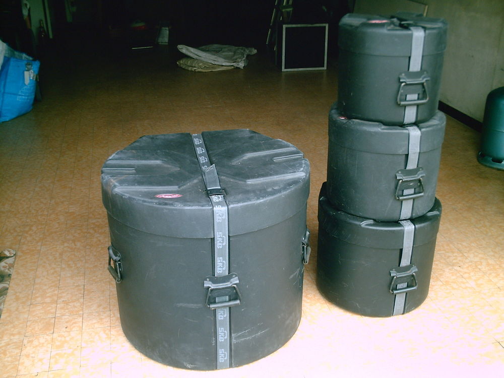 SET de 4 flycases SKB pour DRUMS Instruments de musique