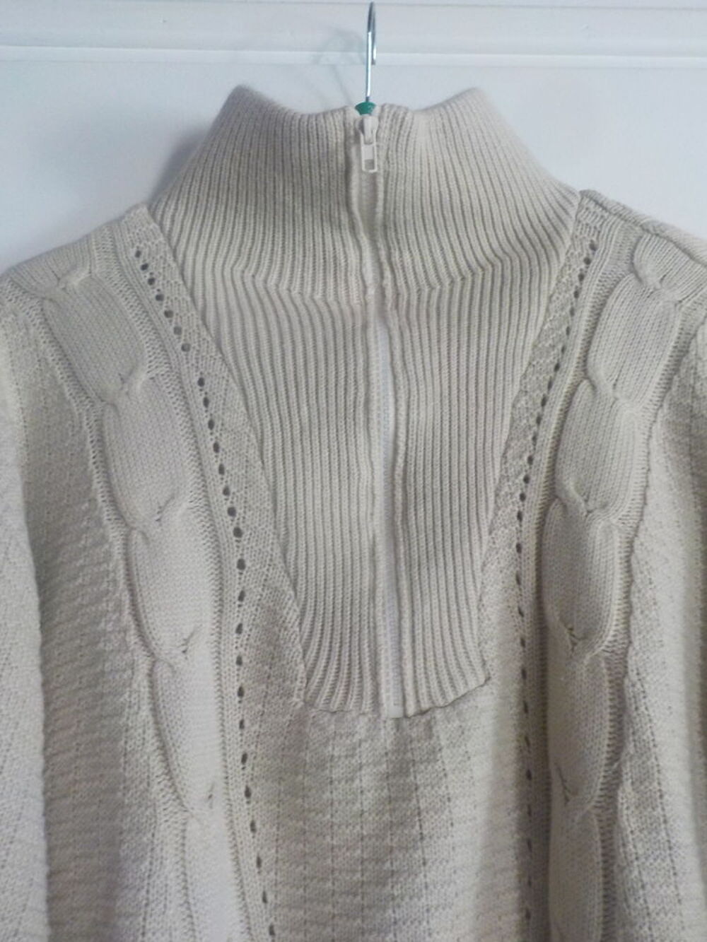 PULL ECRU COL MONTANT SHEIN TAILLE L Vêtements