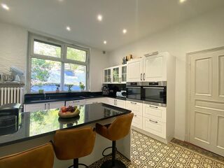  Maison � vendre 8 pi�ces 343 m�