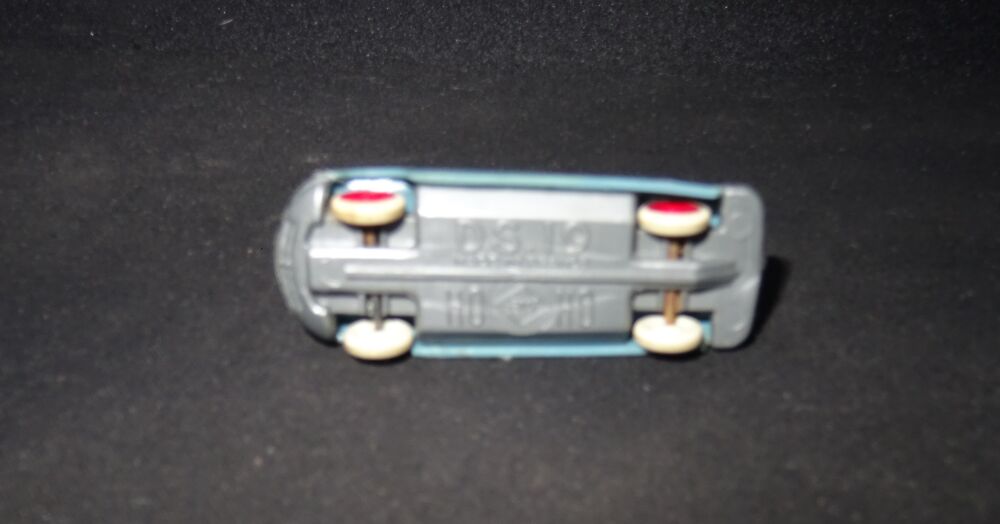 JOUEF MICRO VOITURE Ho CITROEN DS 19 BLEUE Jeux / jouets