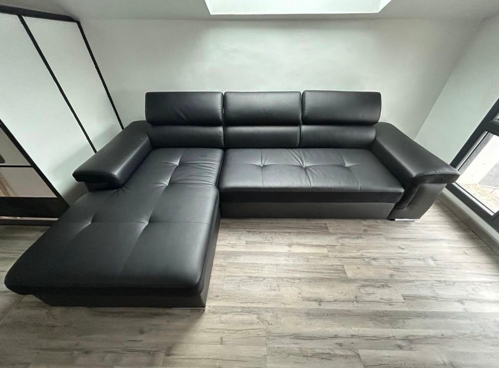 Canap&eacute; d'angle convertible noir €" Couchage + coffre €" Tr&egrave;s bon &eacute;tat Meubles