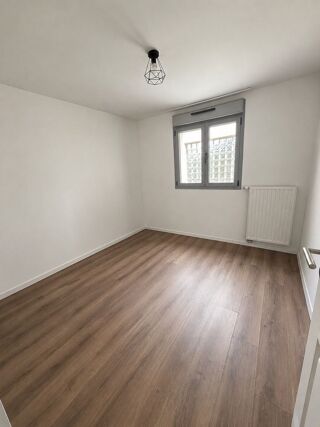  Appartement à vendre 3 pièces 66 m² Bagnolet