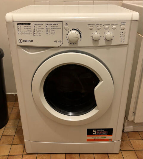 Machine � laver 170 Bezons (95)