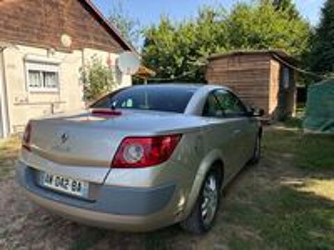 M&eacute;gane Cabriolet 1.4i 16V 2005 occasion 80500 Davenescourt