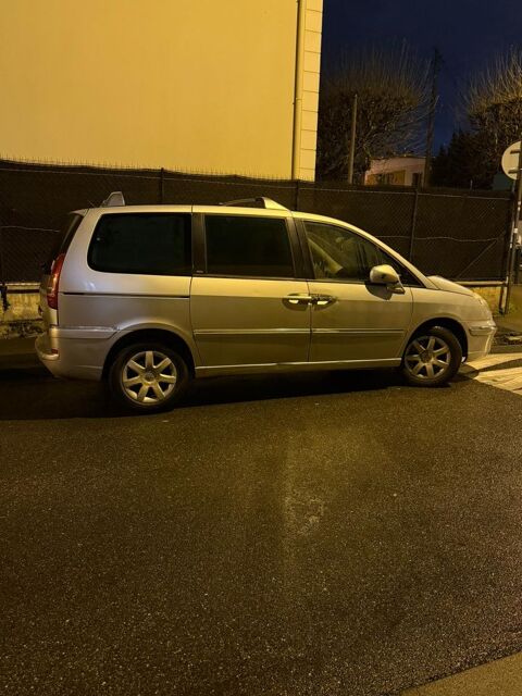 Peugeot 807 2.2 HDi 16V 170ch FAP S&eacute;rie Sp&eacute;ciale Navteq A 2009 occasion Aulnay-sous-Bois 93600