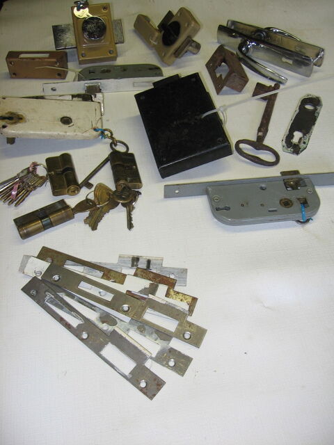 fermeture de portes 30 Pierrefort (15)