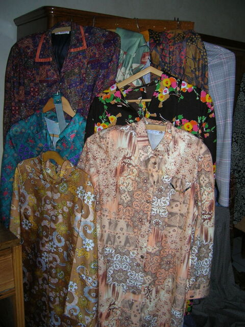 21 robes grandes tailles manches longues 100 Reims (51)