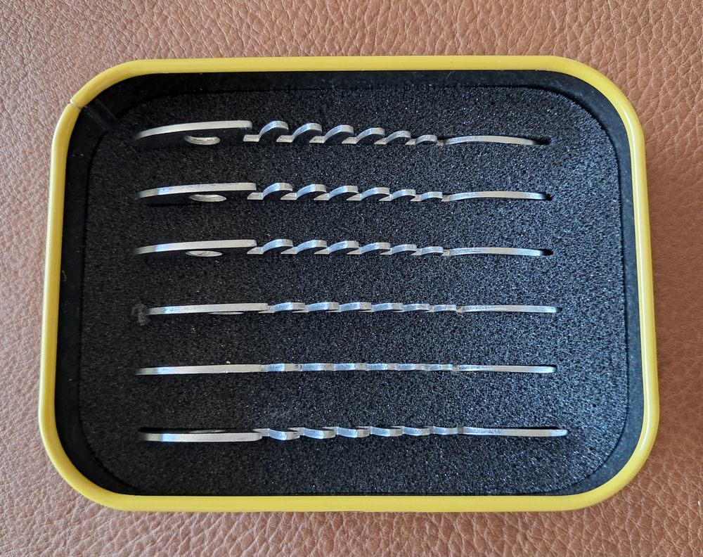 Set de 6 pics ap&eacute;ritif sardines en forme d'ar&ecirc;te de poisson Cuisine