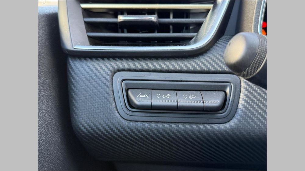Clio V Clio E-Tech full hybrid 145 Engineered 2023 occasion 91300 Massy