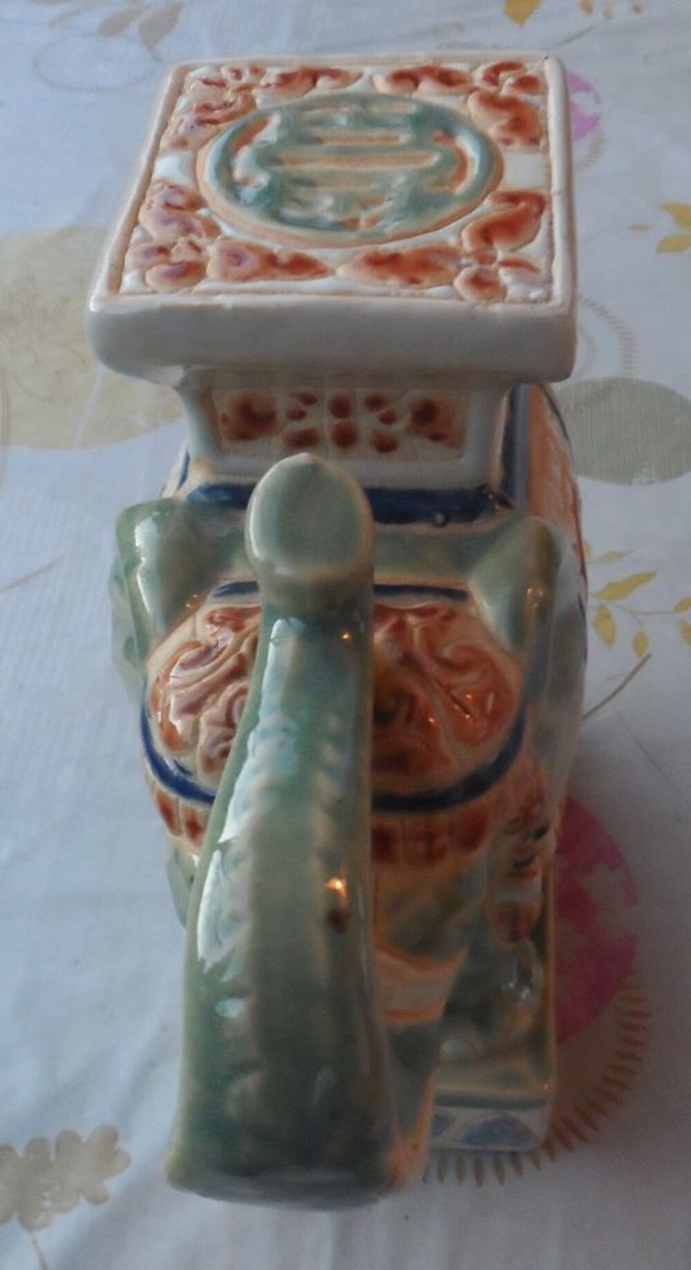 &Eacute;l&eacute;phant ancien en c&eacute;ramique vitr&eacute;e &eacute;tat comme neuf
Décoration