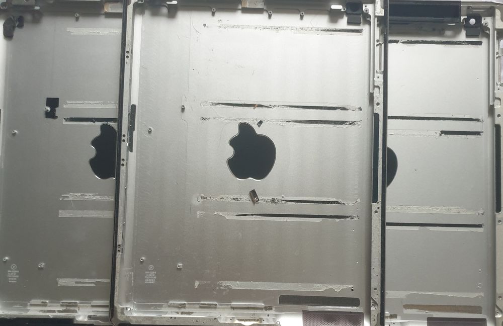 Lot de tablettes Apple pour pi&egrave;ces 2 Téléphones et tablettes
