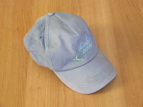 Casquette DOMYOS de d�cathlon gris bleu TBE
2 Bagnolet (93)