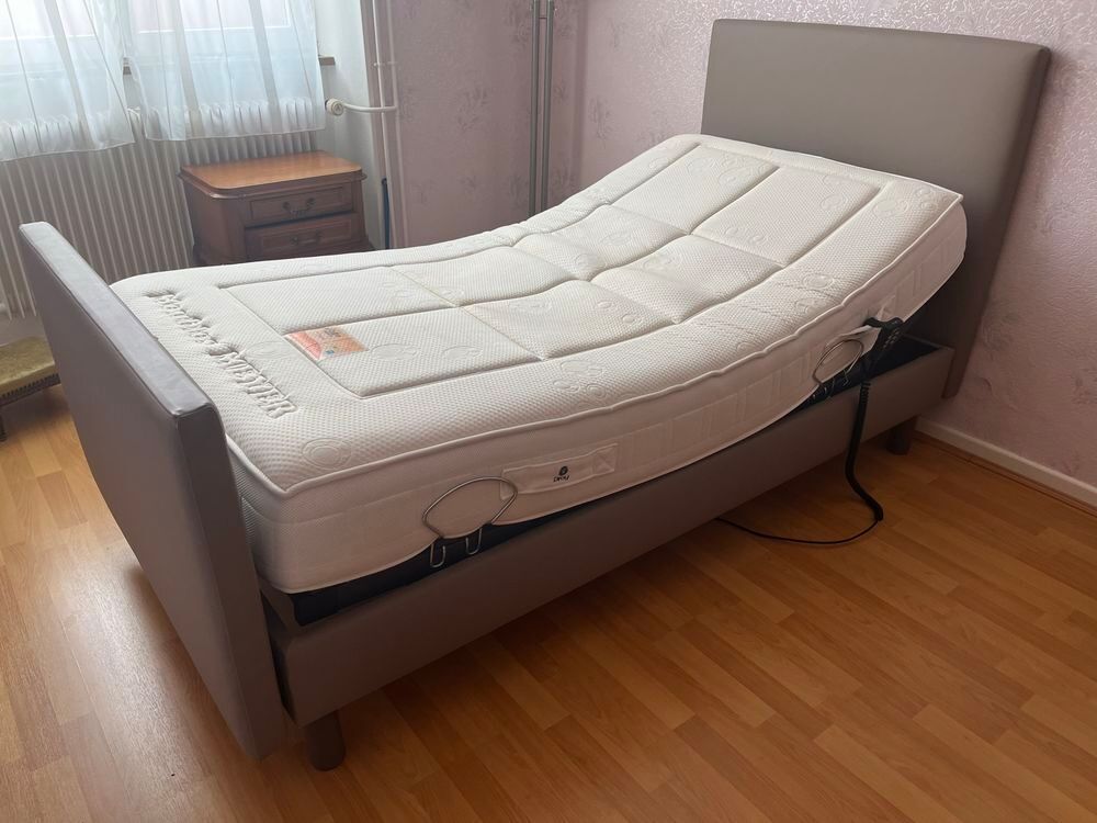 Lit avec sommier &eacute;lectrique multi-positions Meubles