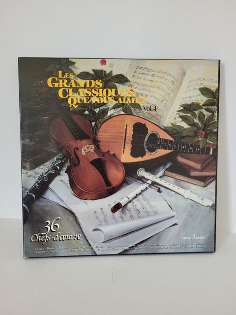 Vinyles 33 tours. Triple Album. Les Grands Classiques Que Vous Aimez. 10 Varennes-Saint-Sauveur (71)