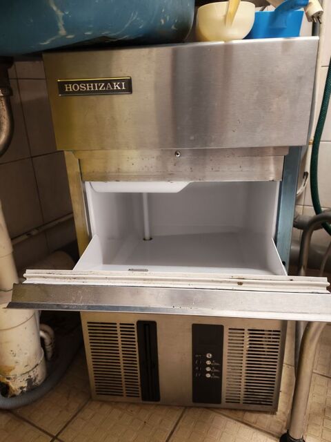 Machine � gla�ons pro hoshizaki  1500 Sainte-Eulalie (15)