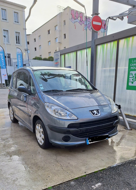 Peugeot 1007 1.4e 16v Dolce