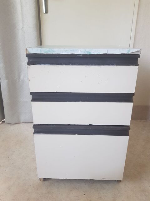 Commode  tiroirs 30 pinay-sur-Seine (93)