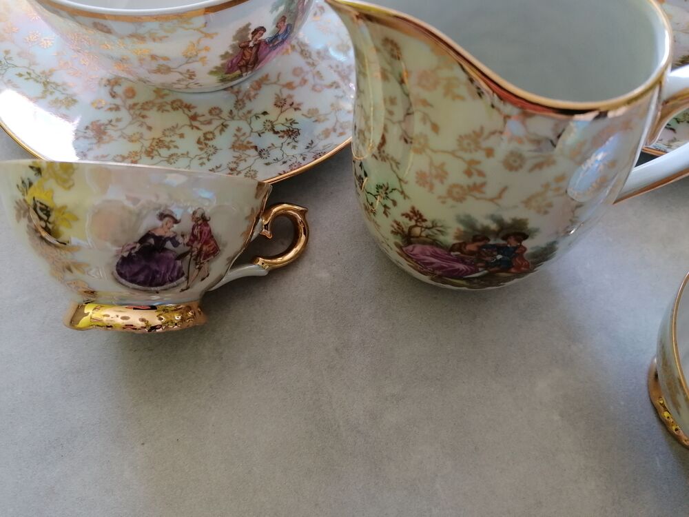 Service &agrave; caf&eacute; Décoration