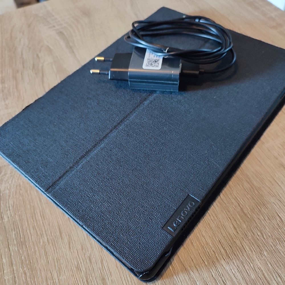 Tablette Lenovo Tab M10 Android T�l�phones et tablettes