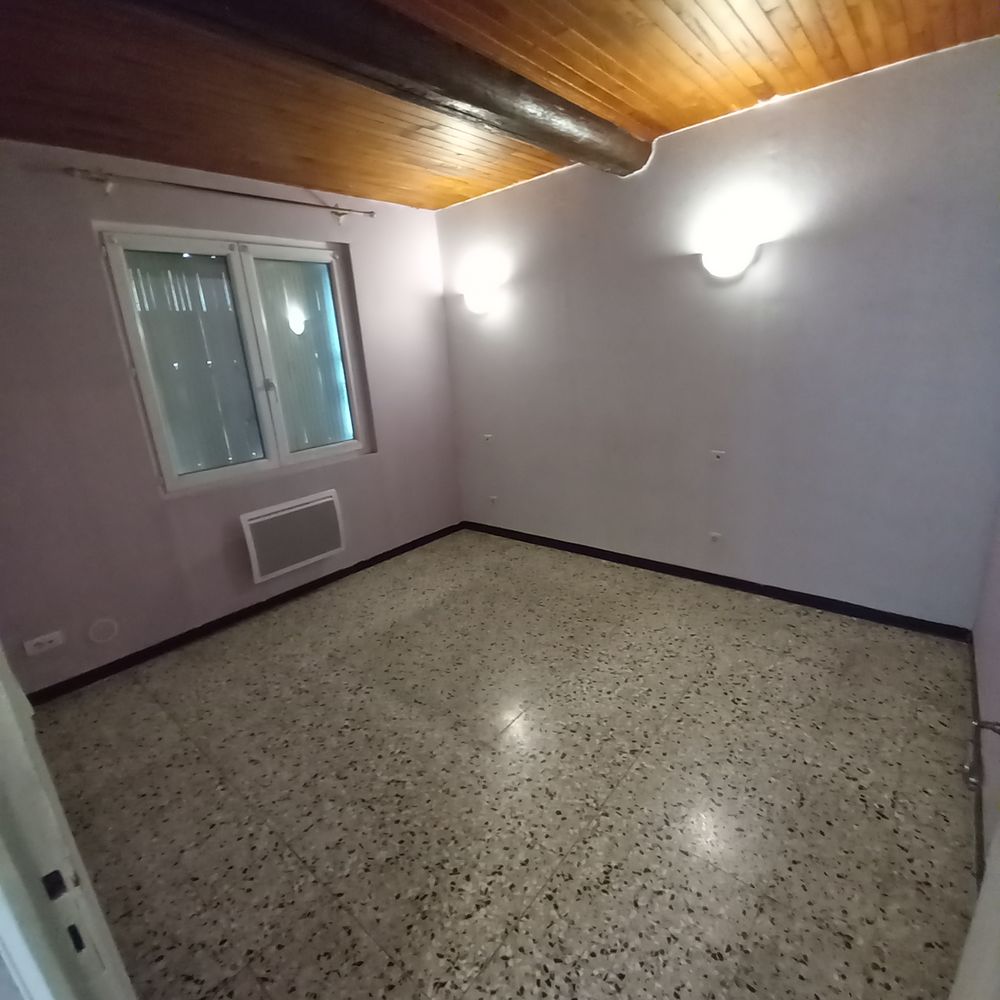 Vente Appartement Appartement T3 en centre ville RDC Garons