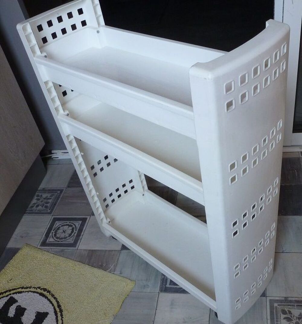 Panier de rangement &agrave; roulettes Dcoration