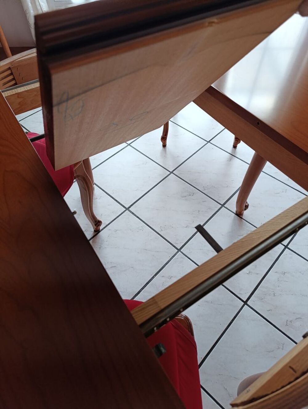 Table extensible en merisier + 4 chaises Meubles