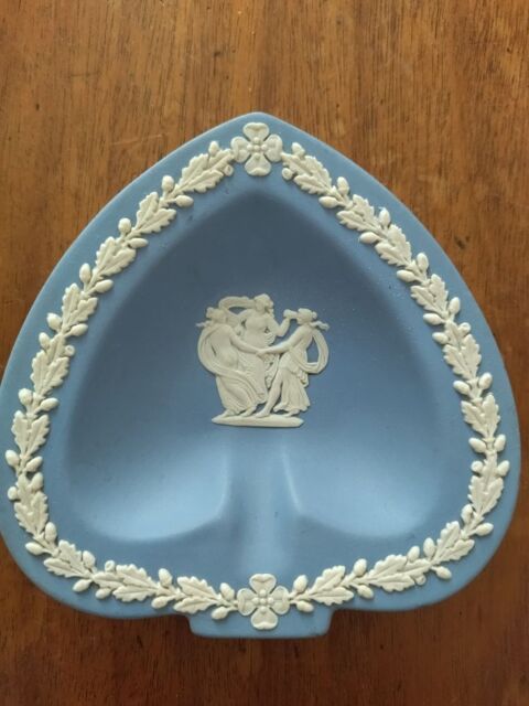 Cendrier Wedgwood 40 Chteauroux (36)
