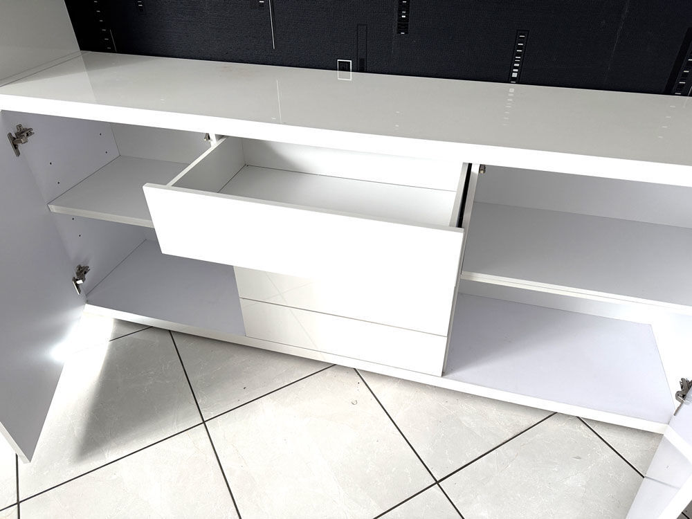 Ensemble salon / s&eacute;jour laqu&eacute; blanc brillant, 3 meubles Meubles