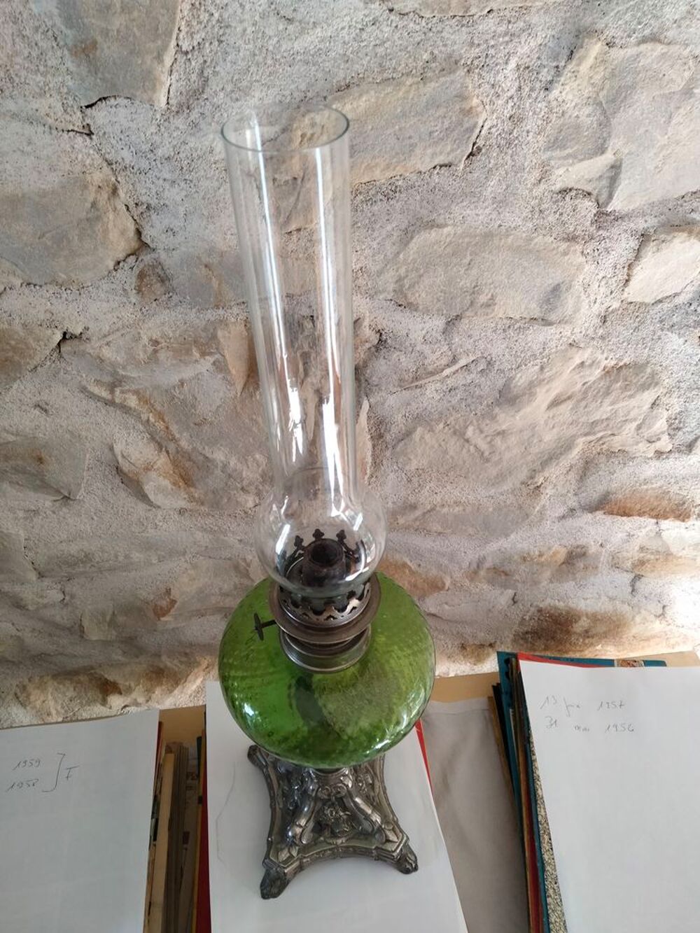 Lampe &agrave; p&eacute;trole. 